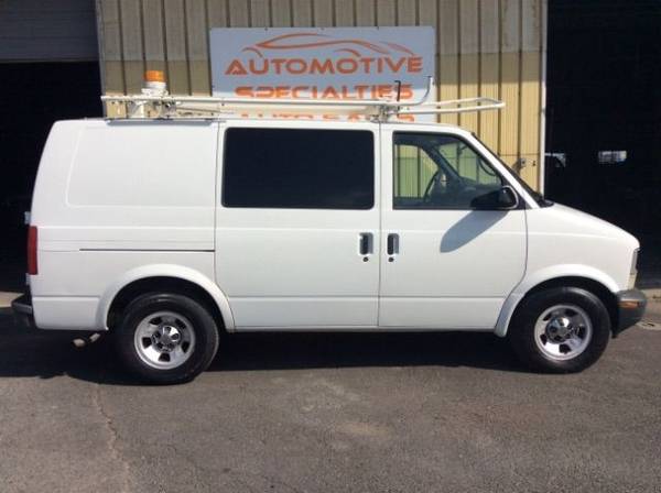 2001 Chevrolet Astro Cargo Van 2WD **Call Us Today For Details!!** -... for sale in Spokane, MT – photo 2