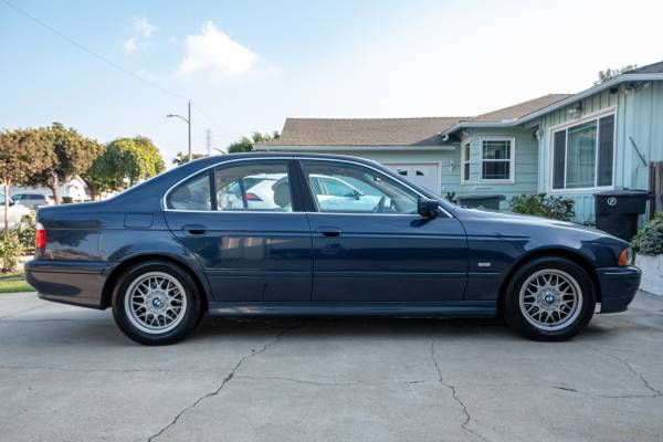 BMW e39 525i 2002 base sedan - cars & trucks - by owner - vehicle... for sale in Torrance, CA