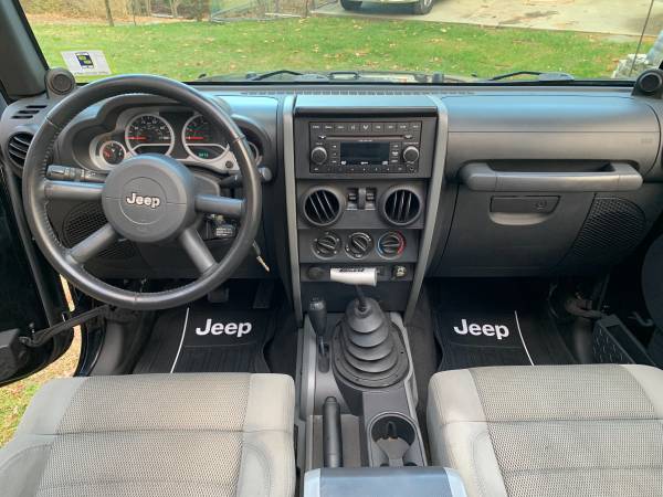 Lifted 2007 Black Jeep Wrangler Rubicon - Spotless - cars & trucks -... for sale in Butler, NY – photo 17