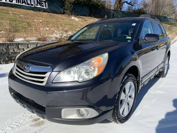 2011 Subaru Outback 2 5i AWD - - by dealer - vehicle for sale in Northmoor, MO