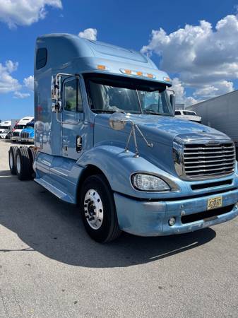 Freightliner Columbia for sale in Fort Pierce, FL – photo 2