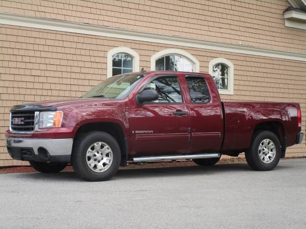 2008 GMC Sierra 1500 Extended Cab 4x4, well maintained! - cars & for sale in Rowley, MA