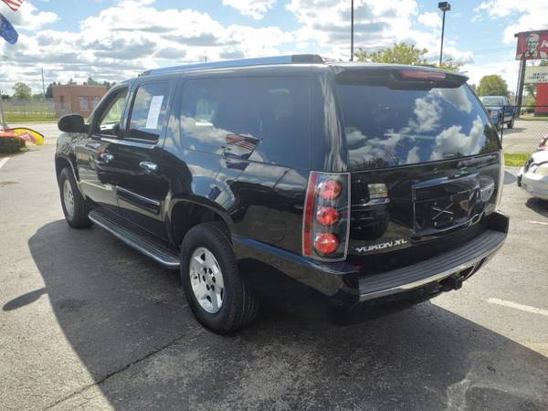 2008 GMC Yukon XL - - by dealer - vehicle automotive for sale in Indianapolis, IN – photo 7