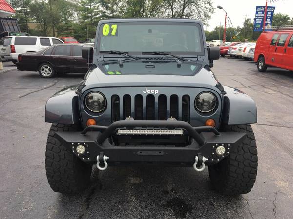 2007 *Jeep* *Wrangler* *4WD 4dr Unlimited Sahara* St for sale in McHenry, IL – photo 2