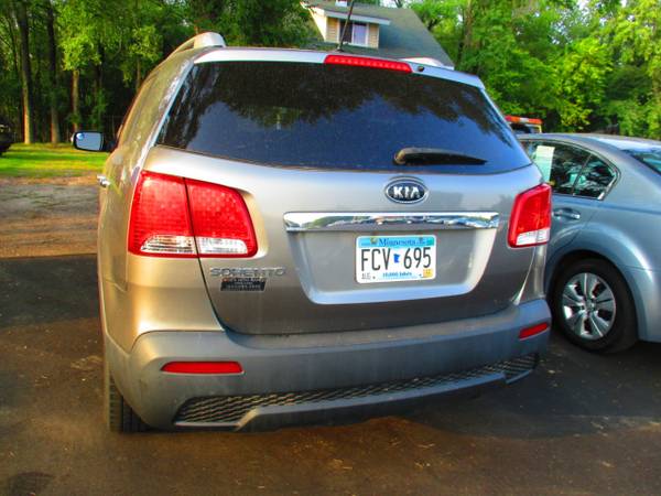 2011 Kia Sorento AWD 4dr V6 LX - - by dealer - vehicle for sale in Lino Lakes, MN – photo 5