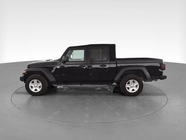 2020 Jeep Gladiator Sport Pickup 4D 5 ft pickup Black - FINANCE... for sale in Corpus Christi, TX – photo 5
