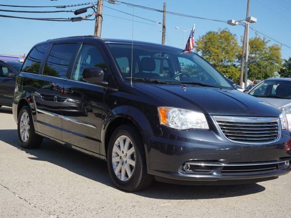 2014 Chrysler Town and Country Touring mini-van Gray for sale in Roseville, MI – photo 2