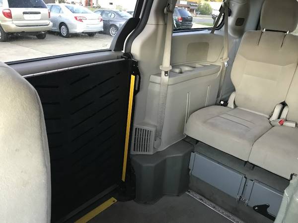 2014 DODGE GRAND CARAVAN HANDICAP WHEELCHAIR SIDE ENTRY ONE OWNER... for sale in Tallmadge, OH – photo 15