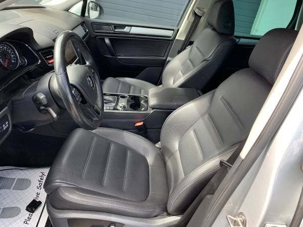 2012 Volkswagen Touareg TDI SUV AWD Sport Low Miles Clean Title for sale in Auburn, WA – photo 13