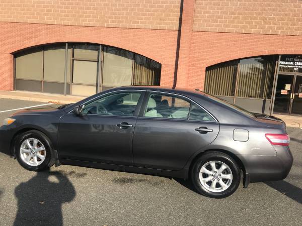 Holiday Special $6,900 2011 Toyota Camry LE - cars & trucks - by... for sale in Hartford, CT – photo 4