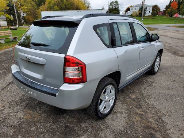 2010 JEEP COMPASS SPORT! LOADED 4X4! CLEAN SUV! LOW MILES! for sale in Lisbon, NY – photo 8