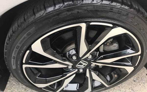 2018 Honda Civic Si w/Summer Tires for sale in Yonkers, NY – photo 3