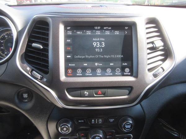 2020 Jeep Cherokee Trailhawk Elite 4WD 16,140 Miles - $28,900 - cars... for sale in Colfax, IA – photo 12
