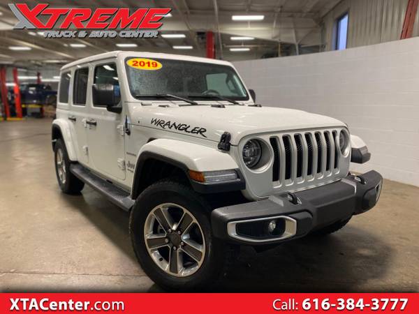 2019 Jeep Wrangler Unlimited Sahara 4x4 - - by dealer for sale in Coopersville, MI