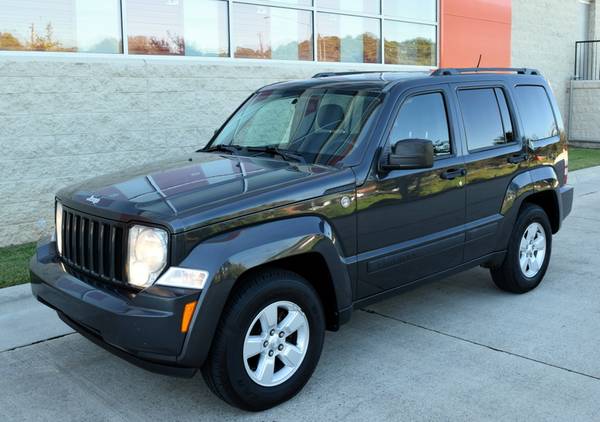 Graphite Grey 2010 Jeep Liberty Sport - V6 4x4 - 149k Miles for sale in Raleigh, NC – photo 6