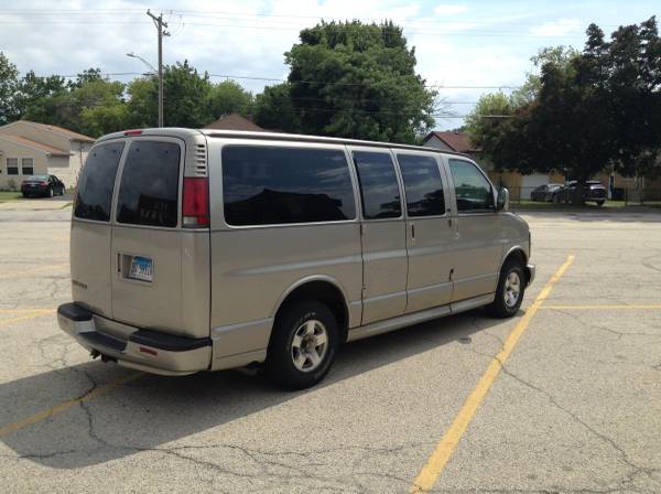 2001 Chevy Express for sale in WAUKEGAN, IL – photo 6
