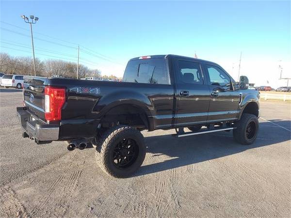 2017 Ford F-350SD Lariat - truck - - by dealer for sale in Bartlesville, KS – photo 19