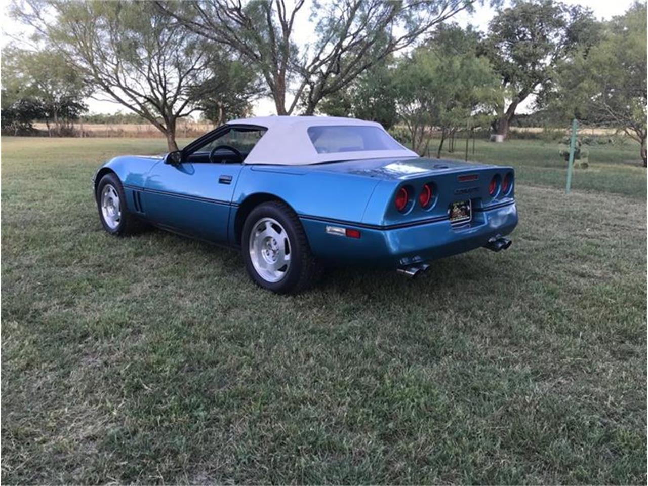 1988 Chevrolet Corvette for sale in Fredericksburg, TX – photo 18