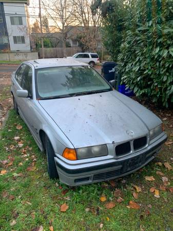 1996 BMW 318i - cars & trucks - by owner - vehicle automotive sale for sale in Eugene, OR