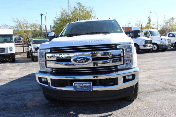 2019 Ford F-250 Super Duty Lariat Crew Cab - - by for sale in southern IL, IL – photo 2