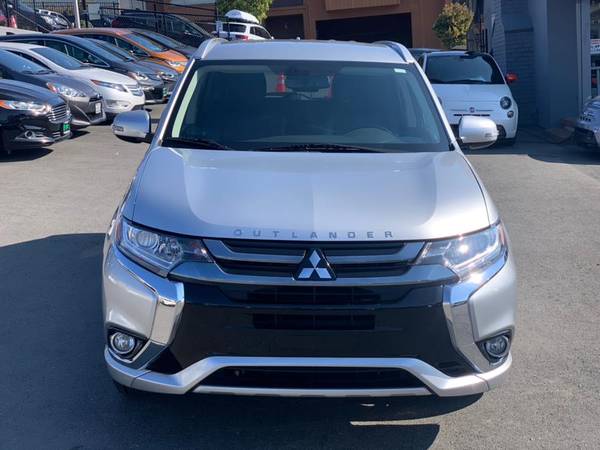 2018 Mitsubishi Outlander Plug-in hybrid 4wd suv-peninsula - cars & for sale in Daly City, CA – photo 3