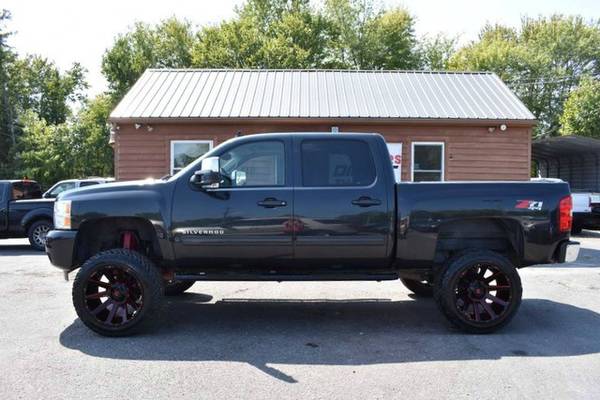 Chevrolet Silverado 1500 LTZ Lifted Pickup Truck Used Automatic Chevy for sale in Roanoke, VA