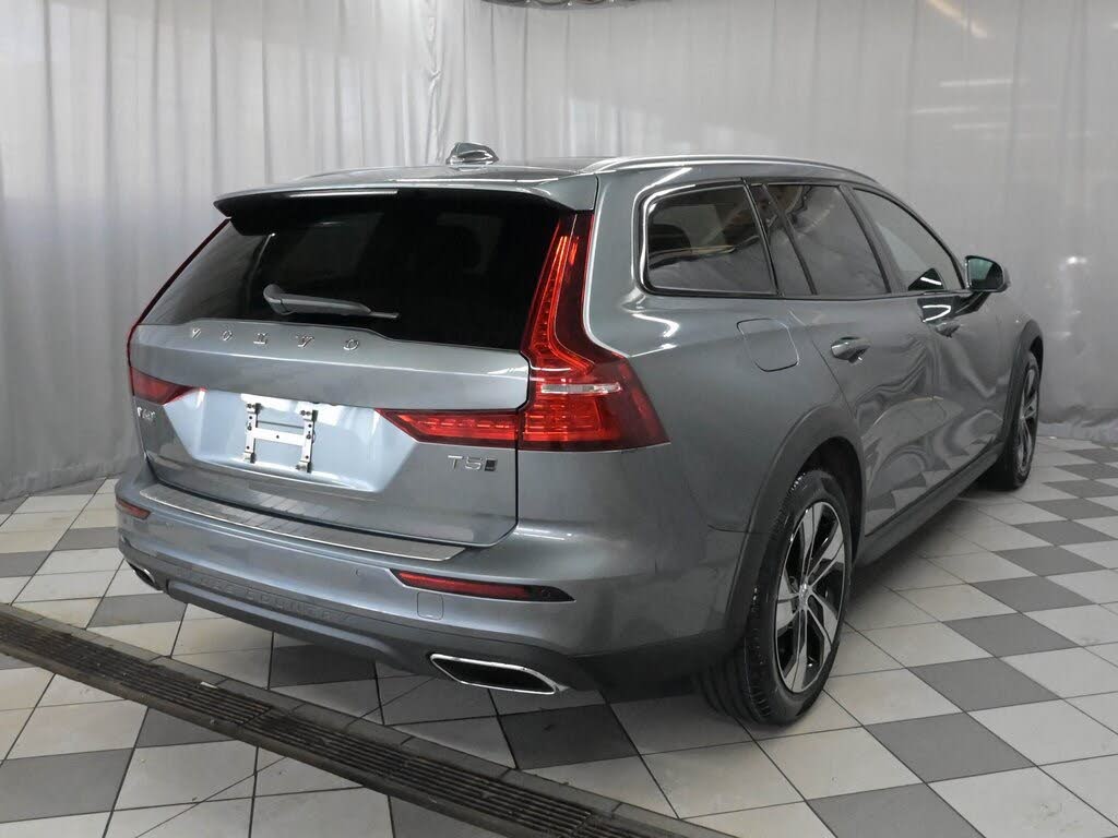 2020 Volvo V60 Cross Country T5 AWD for sale in Lisle, IL – photo 10