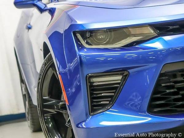 2018 Chevrolet Camaro coupe SS - Blue for sale in Homewood, IL – photo 7