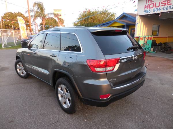 2011 JEEP GRAND CHEROKEE LAREDO LT ,LEATHER,SUNROOF,COOL A/C 3.6L -... for sale in Brownsville, TX – photo 11