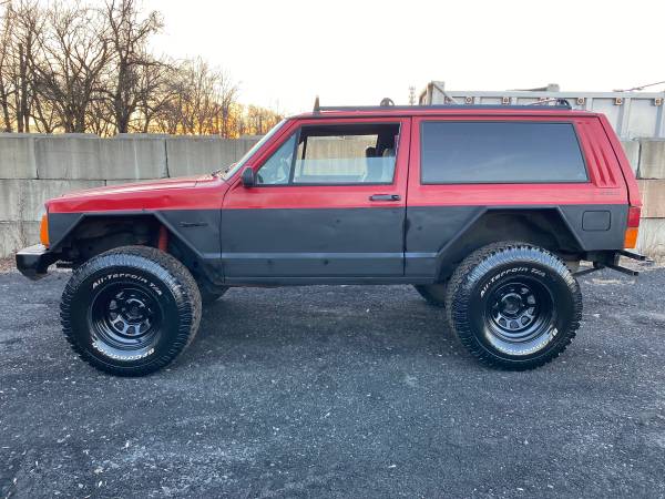 1995 Jeep Cherokee XJ 4cyl 5spd manual 204k miles for sale in Feasterville Trevose, PA – photo 5