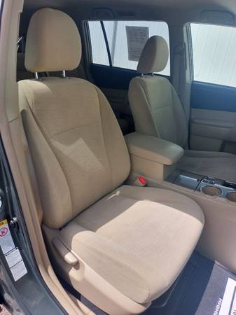 2013 Toyota Highlander 3RD Row Seat Clean CarFax for sale in Prospect, CT – photo 20