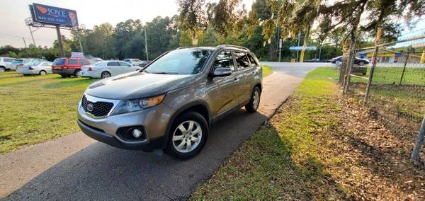 2013 Kia Sorento LX Clean title - cars & trucks - by owner - vehicle... for sale in Charleston, NC – photo 4