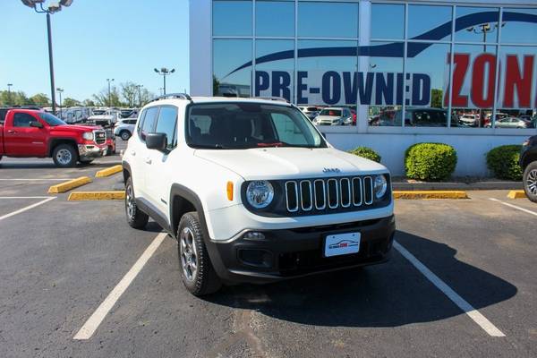 2017 Jeep Renegade Sport suv Alpine White - - by for sale in Springfield, MO – photo 3