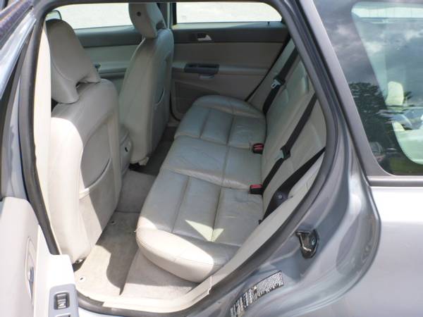 2005 VOLVO V50 WAGON LEATHER INTERIOR RUNS AND DRIVES GOOD GREAT PRICE for sale in Milford, ME – photo 10