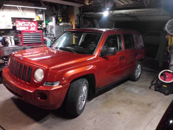 2008 jeep patriot 4x4 $1800 for sale in waynesburg, WV – photo 2