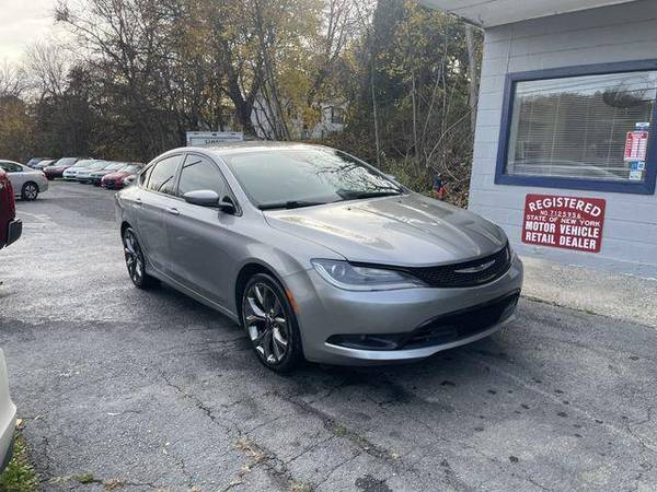 2015 Chrysler 200 200S Sedan 4D TEXT OR CALL TODAY! for sale in New Windsor, NY – photo 5