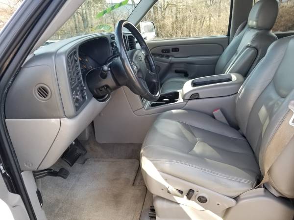 2004 Chevy Suburban Z71 Edition 4WD - 3RD Row! for sale in Bristol, TN – photo 21