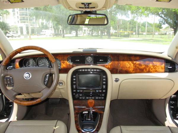 2008 Jaguar XJ8 72, 564 Low Miles Clean Carfax Dealer Serviced - cars for sale in Fort Lauderdale, FL – photo 8