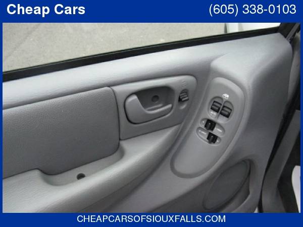 2005 CHRYSLER TOWN & COUNTRY for sale in Sioux Falls, SD – photo 10