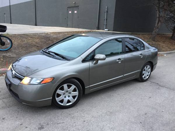 2006 Honda Civic civic - cars & trucks - by owner - vehicle... for sale in Evanston, IL