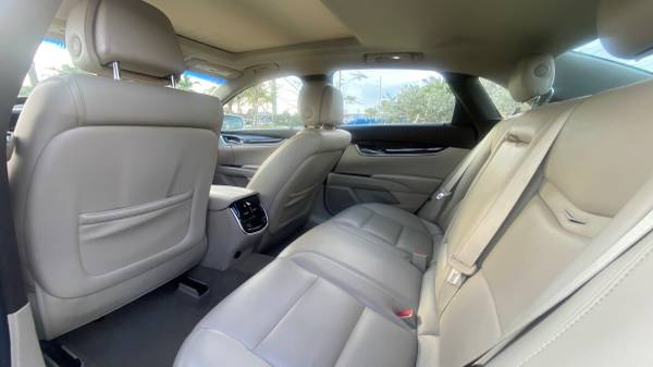 2013 CADILLAC XTS - - by dealer - vehicle automotive for sale in Miami, FL – photo 8