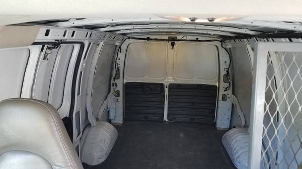 2005 Chevy Express 2500 Cargo Van, 173K miles, white for sale in Upper Marlboro, District Of Columbia – photo 6