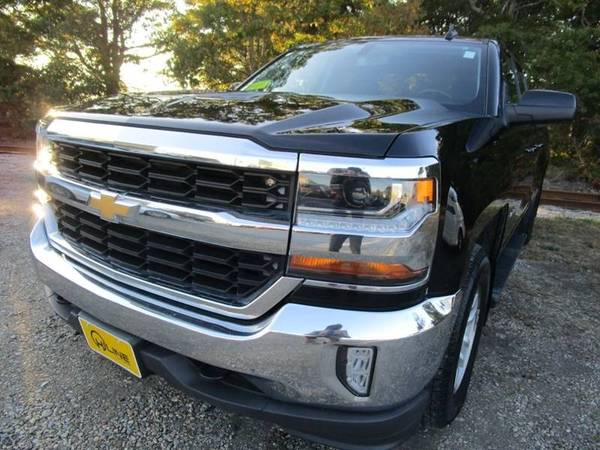 2017 Chevrolet Silverado 1500 LT 4x4 4dr Double Cab 6.5 ft. SB -... for sale in Hyannis, MA – photo 4