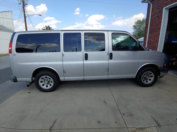 2010 Chevy Express 2500 Passenger Van for sale in Penns Grove, NJ – photo 5