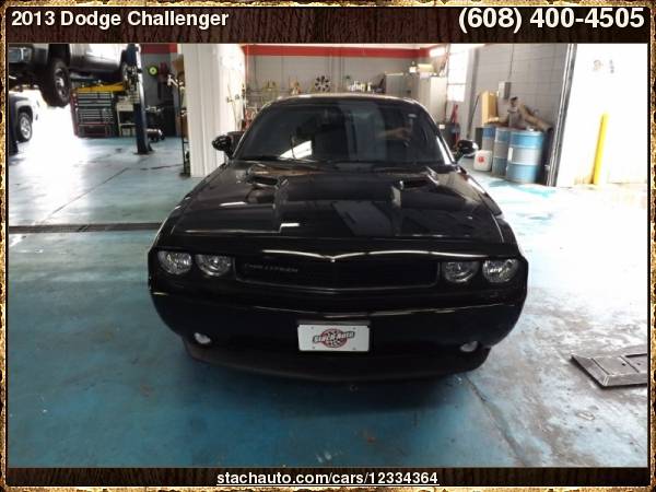 2013 Dodge Challenger 2dr Cpe SXT with Pwr 6-way driver seat for sale in Janesville, WI – photo 2