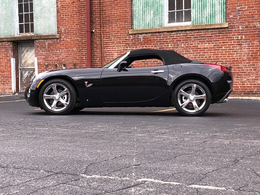 2007 Pontiac Solstice GXP for sale in St. Charles, MO – photo 3