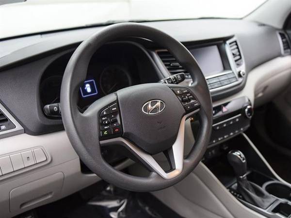 2018 Hyundai Tucson SEL Sport Utility 4D suv Gray - FINANCE ONLINE for sale in Atlanta, CA – photo 2