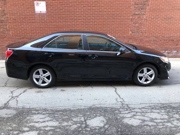 2014 Toyota Camry SE Clean loaded warranty included for sale in Chicago, IL – photo 5