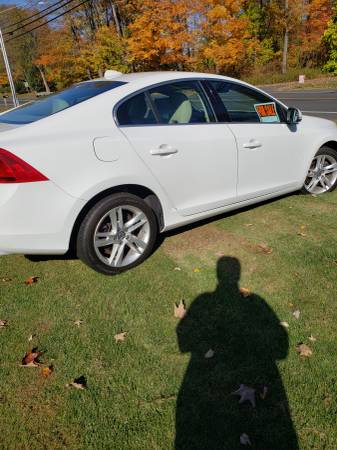 2015 VOLVO S60 T5 for sale in Windsor, CT – photo 10