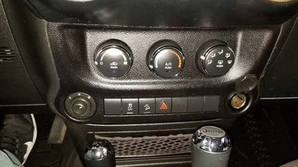 2013 Jeep Wrangler Unlimited 4WD 4dr Freedom Edition for sale in Jersey City, NJ – photo 22